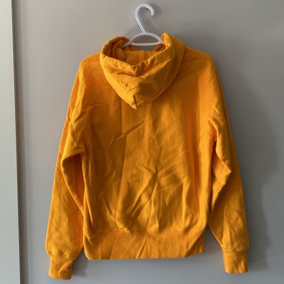 Champion Reverse Weave mustard yellow hoodie - Picture 5 of 6